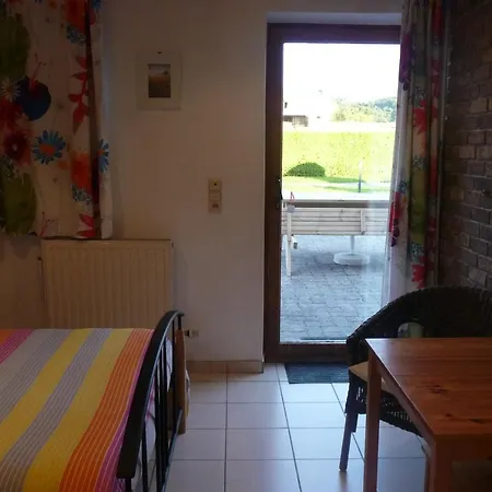 Au Rond Chene Bed & Breakfast 3*