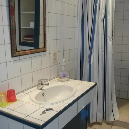 Au Rond Chene Bed & Breakfast