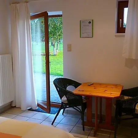 Au Rond Chene Couette-café