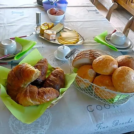 Couette-café Au Rond Chene Biron